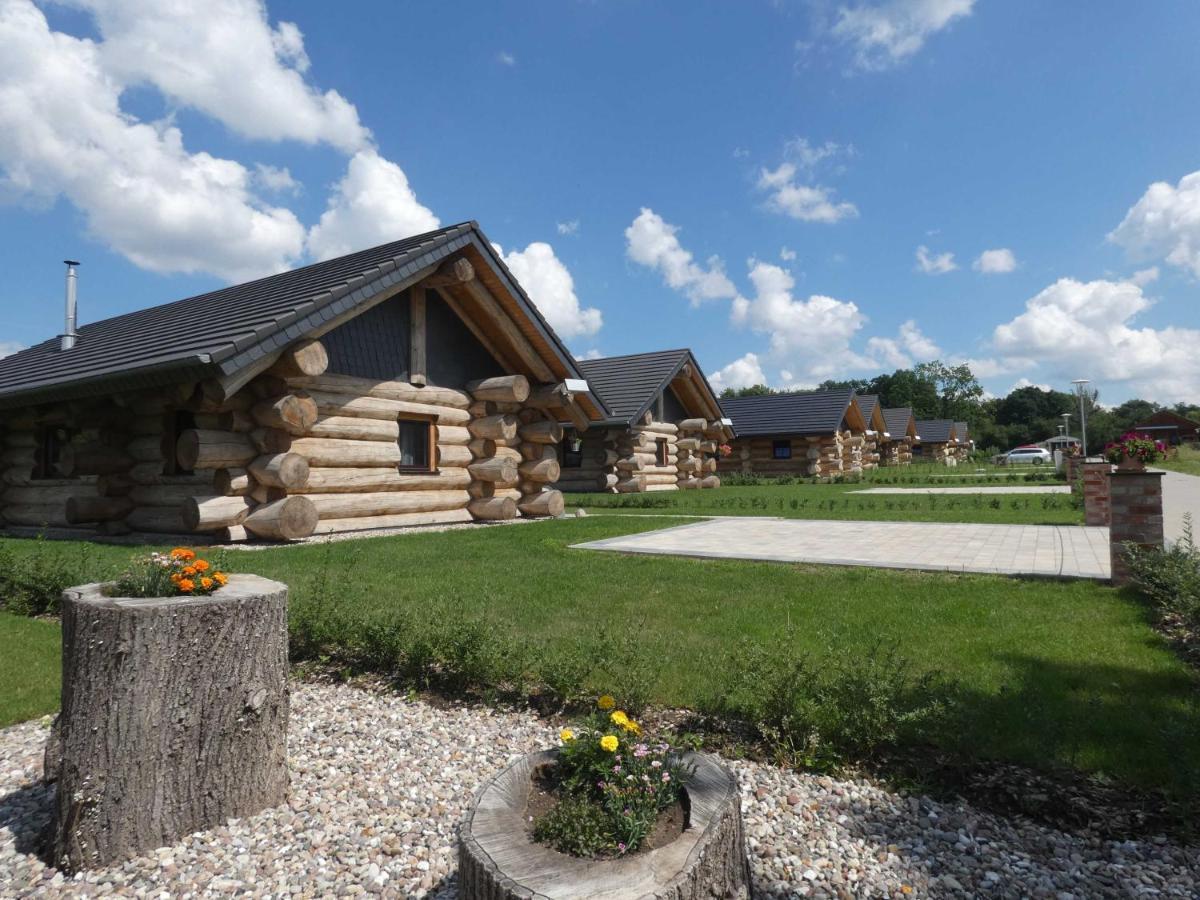 Domek alpejski Naturstammhaus Tollensesee *