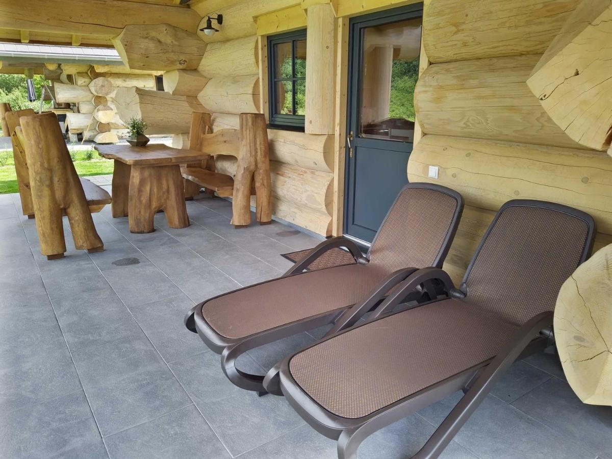 Chalet Naturstammhaus Tollensesee *